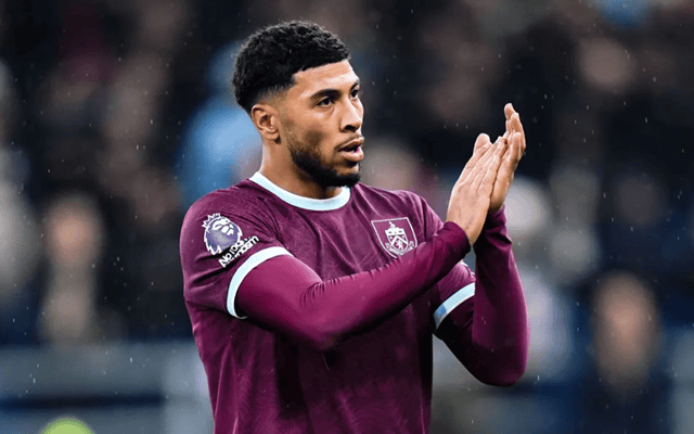 冲刺阶段里昂备战英超切尔西状态回暖备战意大利杯，赛前塞维利亚完成体检瞬间刷屏的简单介绍